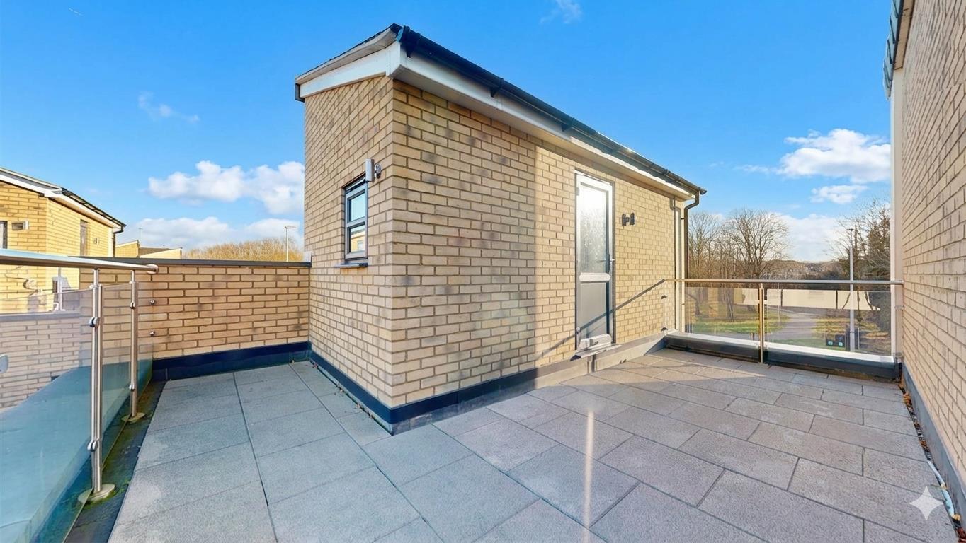 Selkirk Drive, Oakridge Park, Milton Keynes